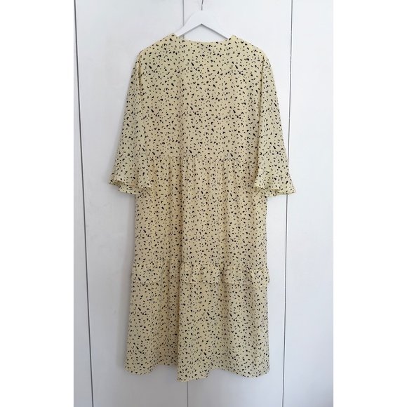 Aritzia Little Moon Yellow Midi Dress - Picture 4 of 6